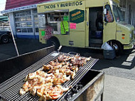 Bora Bora Taqueria outside