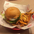 Fuddruckers food