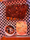 Mooner's Bbq Galley food