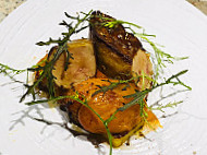 Le Clos des Lys food