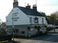 Soar Bridge Inn outside