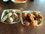 Buffalo Wild Wings Holland food