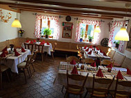 Gasthaus Zur Kanone inside