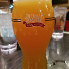 Red Robin Gourmet Burgers And Brews food