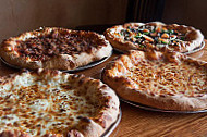 Nicolletti's Pizza food