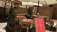 Arrusti Mangia inside