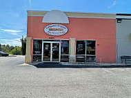 Laspada's Original Philly Cheesesteaks Hoagies outside