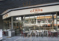 Ginos Puerto Venecia Zaragoza inside