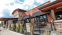 Redstone American Grill - Maple Grove outside