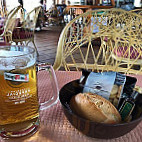 Los Corales Beach food