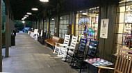 Cracker Barrel Old Country Store outside