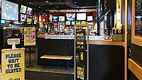 Buffalo Wild Wings Farmington Hills outside