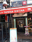 La Taperia Sixtina inside