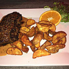 Steakhaus Angusto food