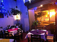 RESTAURANT-BAR LUZ DE LUNA COMALA inside