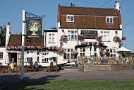 Crown And Crooked Billet Public House outside