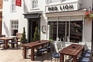 The Red Lion inside