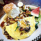 Black Bear Diner - Sacramento/Natomas food