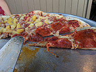 Giuseppi's Pizza In Sea Pines food