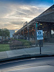 Cracker Barrel Old Country Store outside