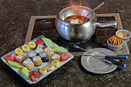 Rok N Fondue food