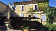 L'auberge Des Marronniers outside