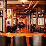 Randolph Tavern inside