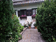 Jägerstuben Inh. Sinseder Peter und Ruth Landgasthaus outside