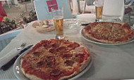 Pizzería Giuseppe food