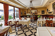 Le Mirage Brasserie food