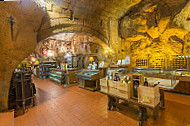 Le Grotte Del Funaro food