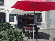 La Galette Dorée inside