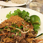 Le Petit Thai food