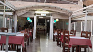 Taj Tandoori inside