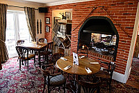 Mortimer Arms inside