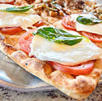 Marios Classic Pizza food