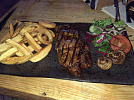 The Conchie Pub food