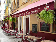 Bar des Oiseaux inside