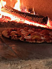 Pizza Du Piton Pizza En Livraison Gratuite Ou à Emporter Pizzeria Feu De Bois food