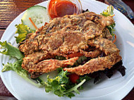 Waterman's Crab House food