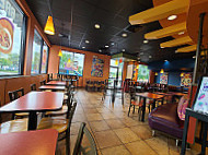 Taco Bell inside