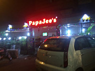 PapaJee's outside