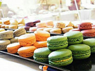 Macarons Chocolats food