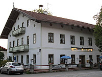 Gasthof und Gästehaus Pritzl outside