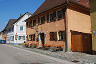 Zum Goldenen Ochsen outside