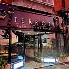 Terroir Tapas outside