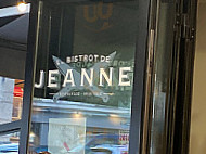 Le Bistrot De Jeanne outside