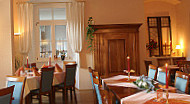 Gutshaus U. Von Bismarck food