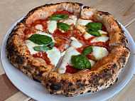 Mediterraneo Pizzeria Napoletana food