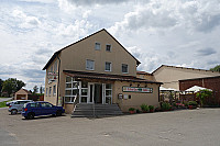 Gasthaus Zu Den Drei Linden outside